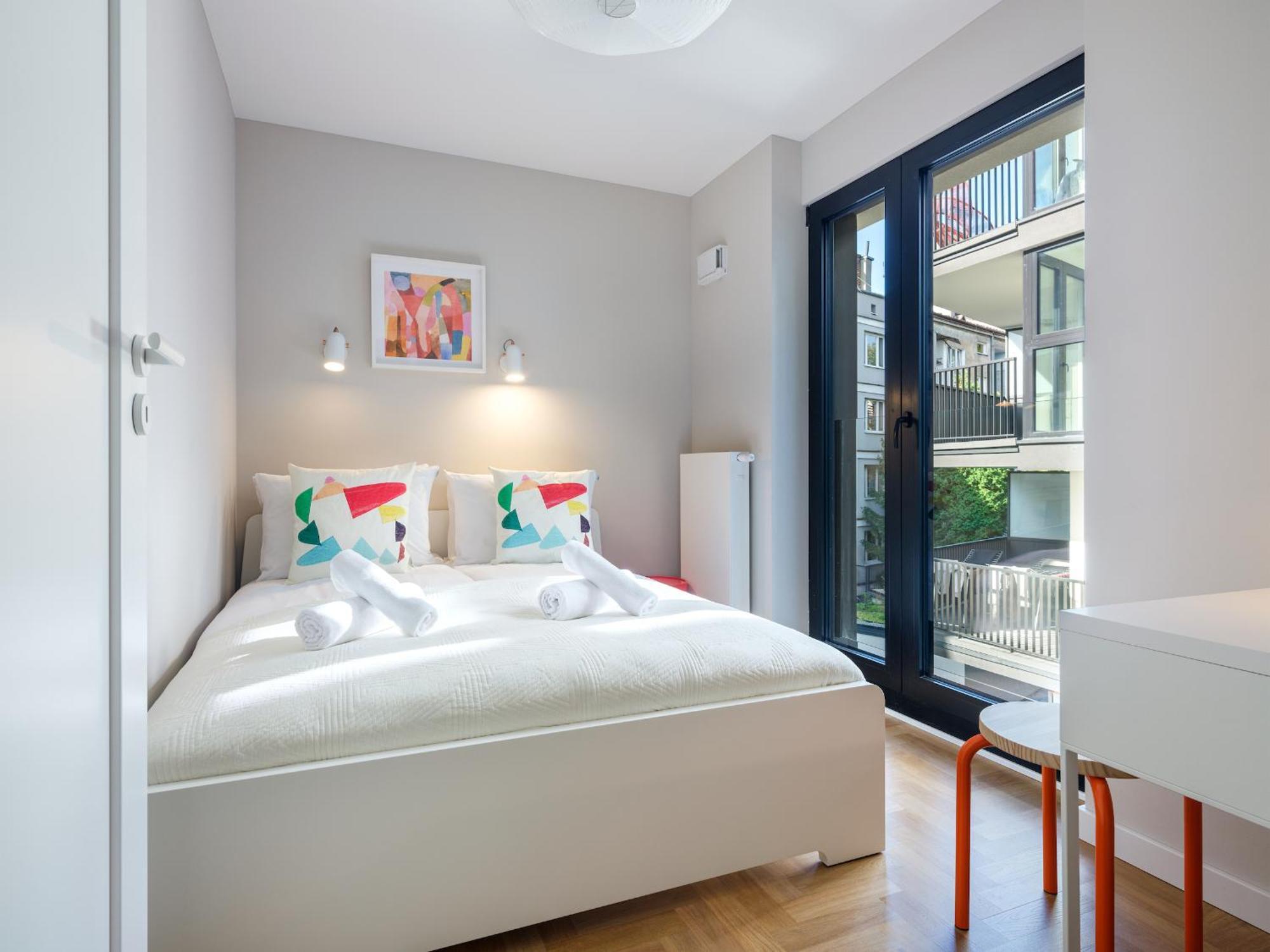 Tyzenhauz Apartments Vistula With Parking クラクフ エクステリア 写真